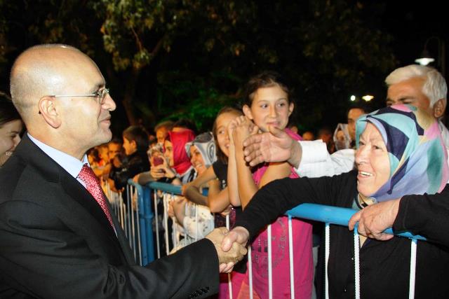 bakan-mehmet-simsek-cubuk-tursu-festivali2.jpg