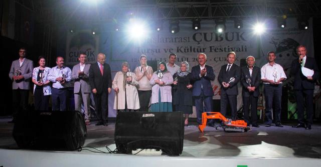 bakan-mehmet-simsek-cubuk-tursu-festivali6.jpg