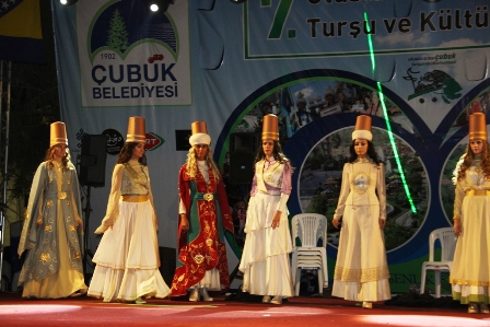 mevlana-defilesi.jpg